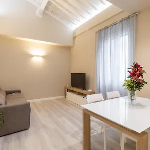 https://la-casa-di-bianca-di-roby-e-di-paolo.it-tuscanyhotel.com